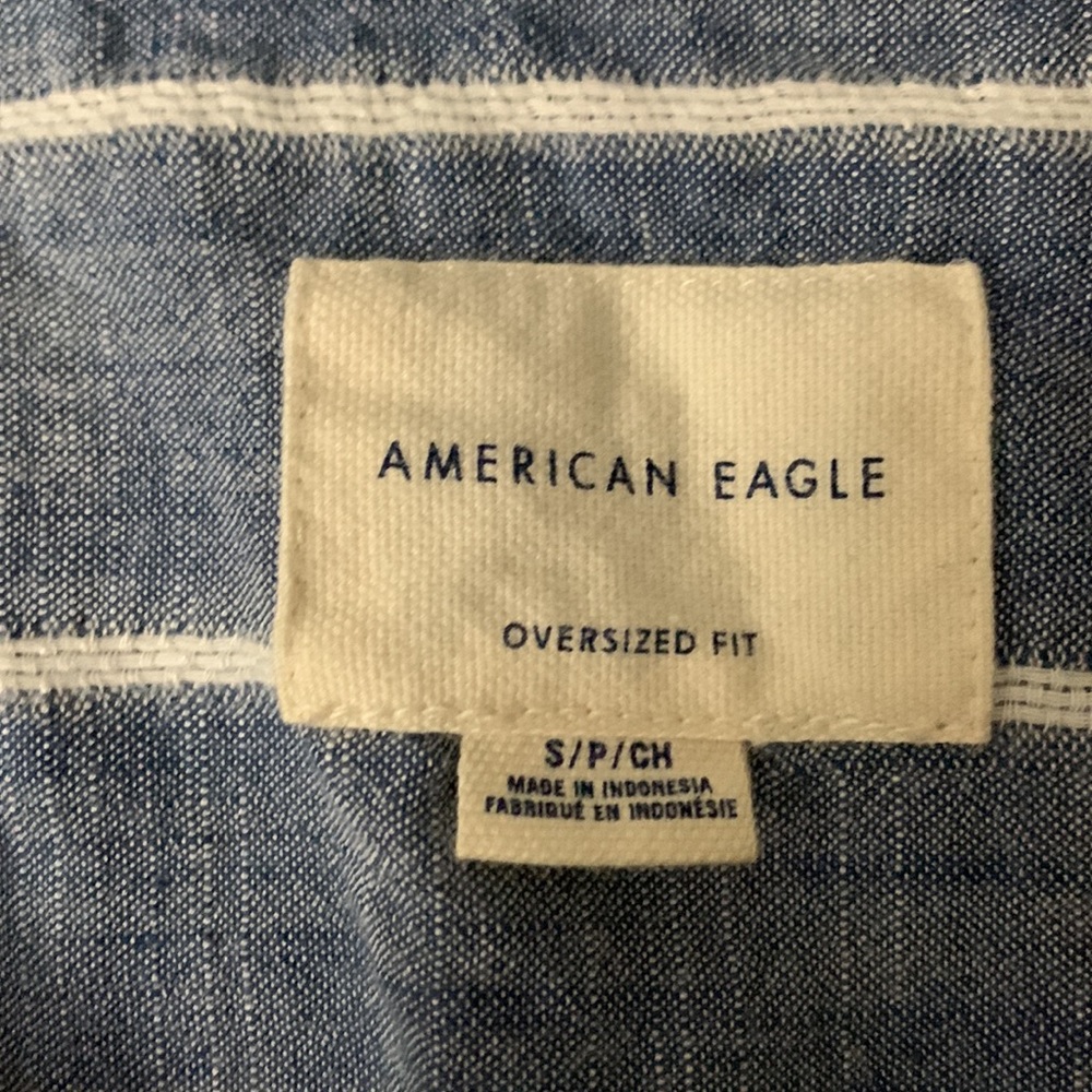 American eagle button down. - Picture 2 of 3